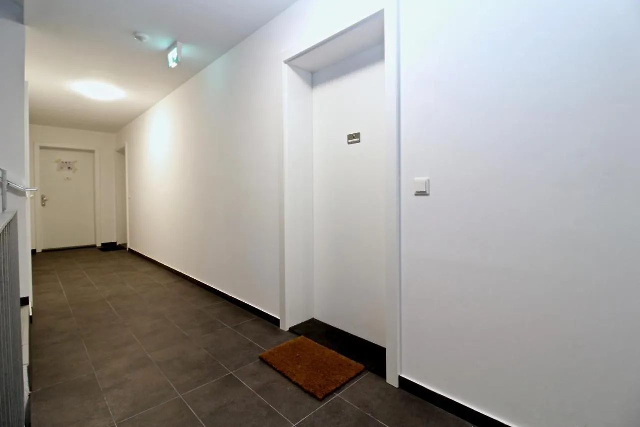 Balcony/Pool/Free Parking Garage Studio Wien 0*,  Österreich