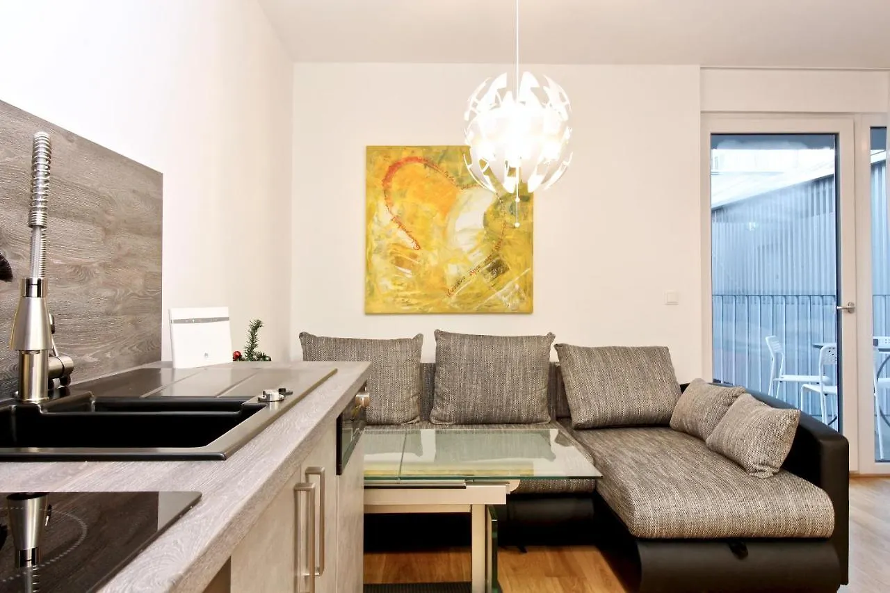 Balcony/Pool/Free Parking Garage Studio Vienna 0*,
