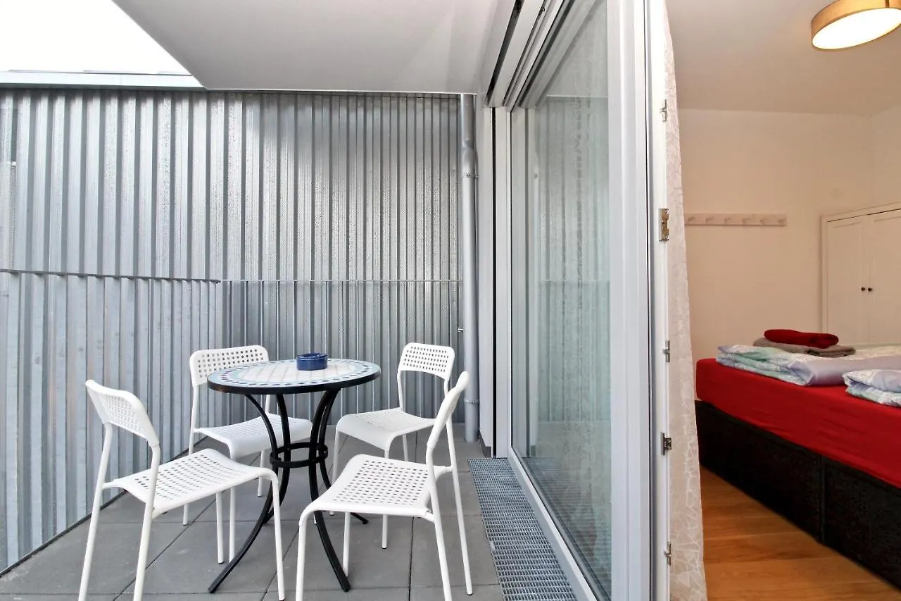 Balcony/Pool/Free Parking Garage Studio Wiedeń Apartament